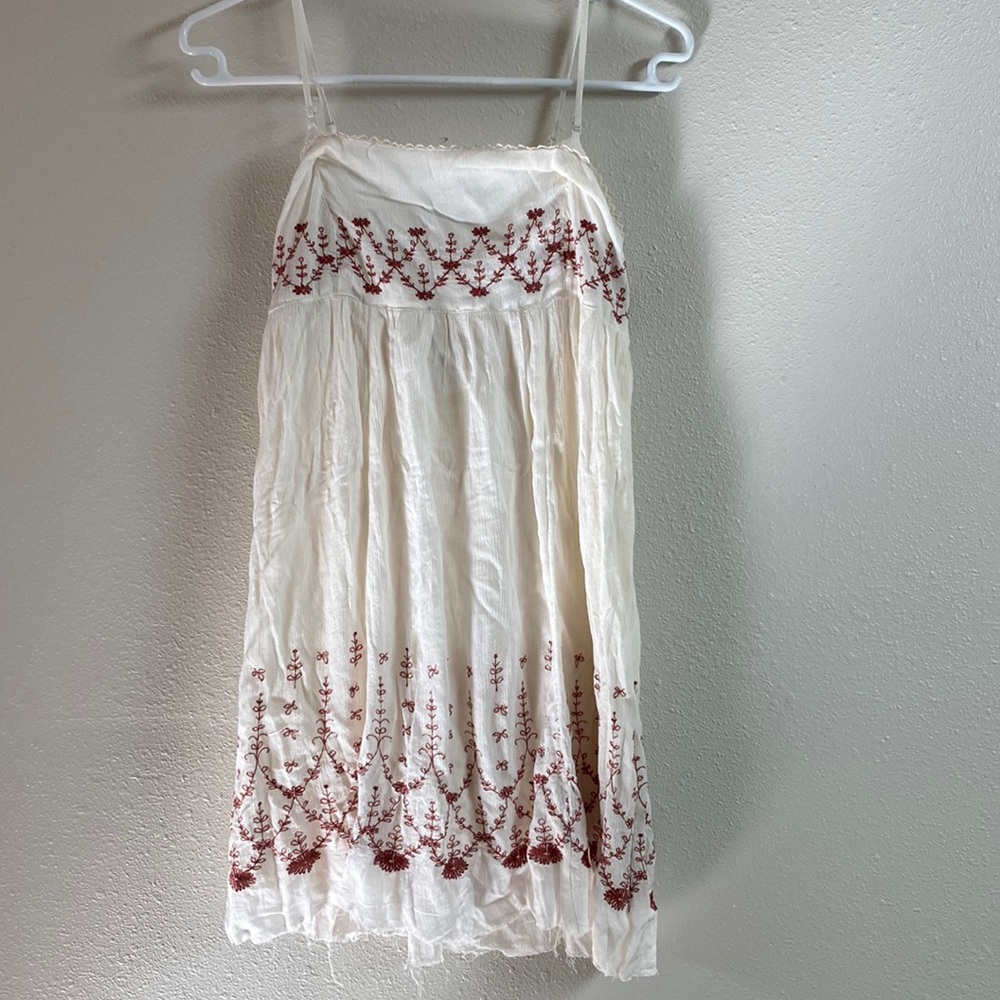 We the Free embroidered dress, removable straps. Pre-loved.